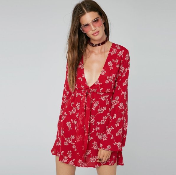 Say what? London mini dresses are 50% off for today only! Get them before their gone 💃🏻#LondonMini