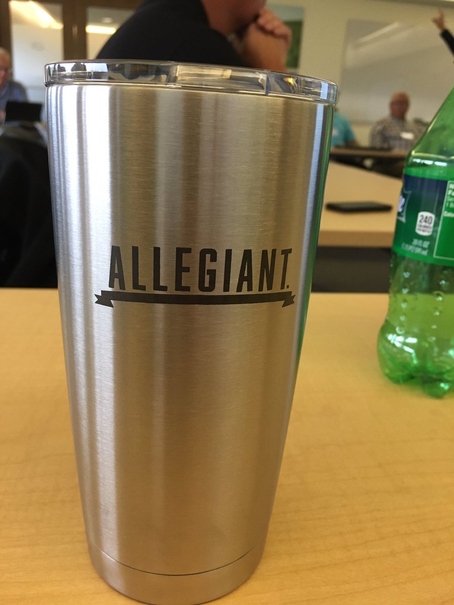 TomSchn1742's tweet photo. Learning all about #AllegiantSeed before combined roll this fall! Excited to see what yields look like. https://t.co/afapnaBwyB