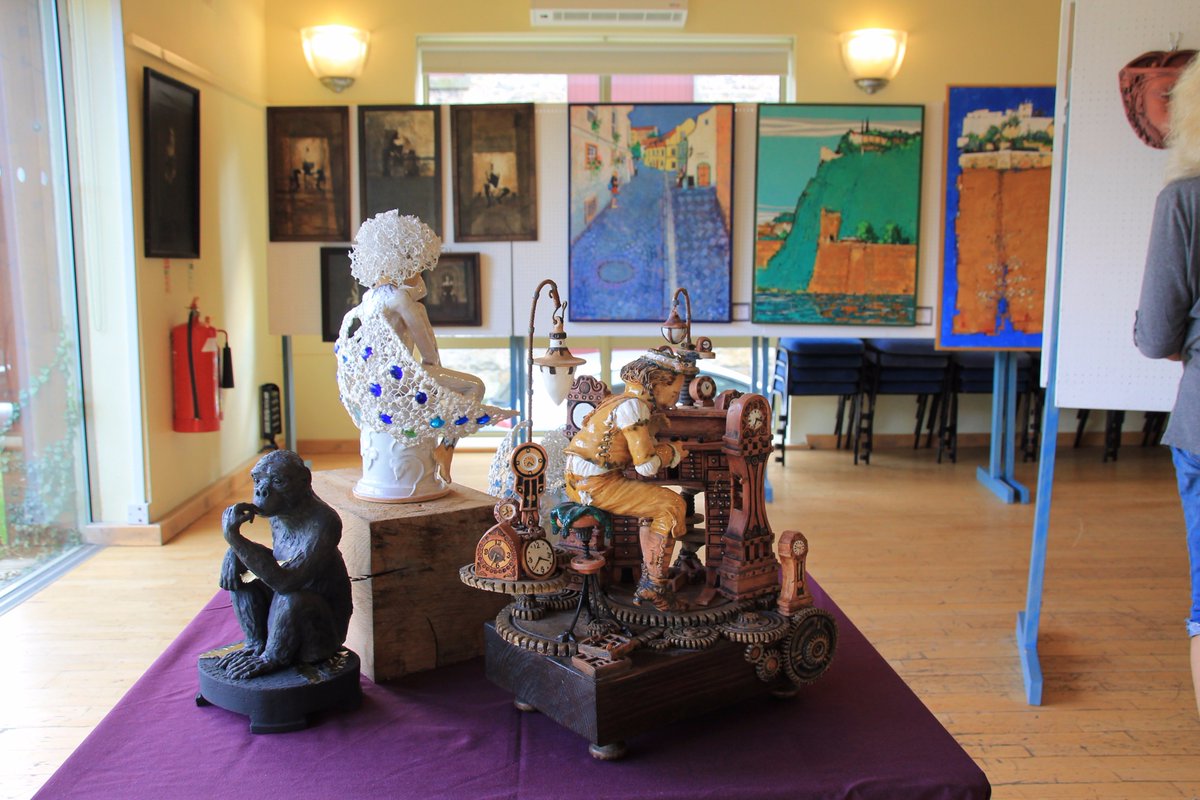 kezyfeasterart's tweet photo. FIRED DRAWN PAINTED art exhibition, Pickering Memorial Hall preview tonight 7-9pm,  exhibition runs Fri 4th- Mon 7th August https://t.co/ga5mE5VTzL