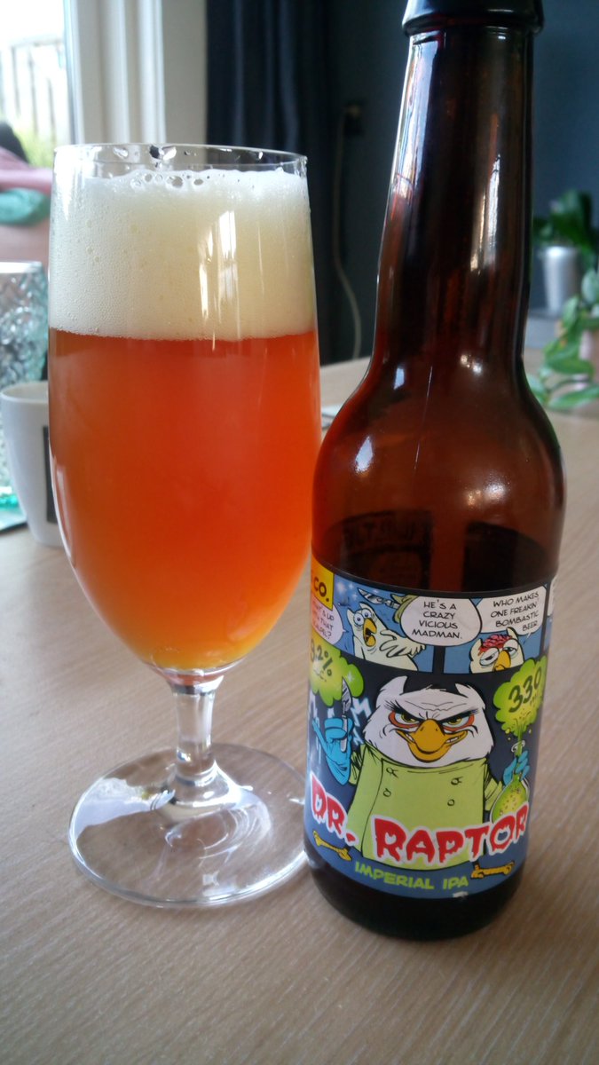stefan_bron's tweet photo. Happy #IPAday !! Drinking Dr. Raptor from uiltje brewing 73 IBU 😀  #IPADAY2017 https://t.co/fmvLyD6iJP