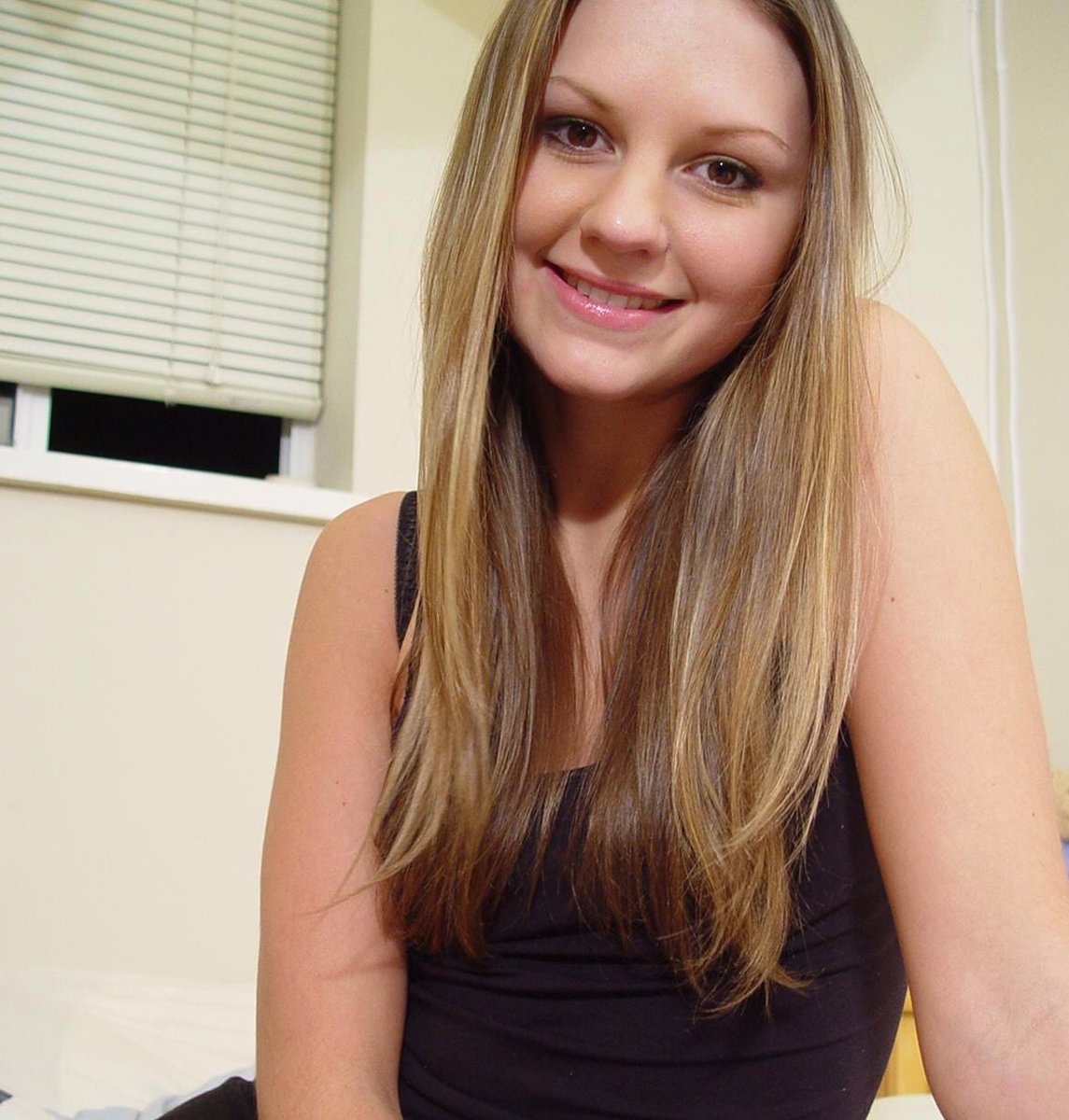 Slideshow josie model pictures.