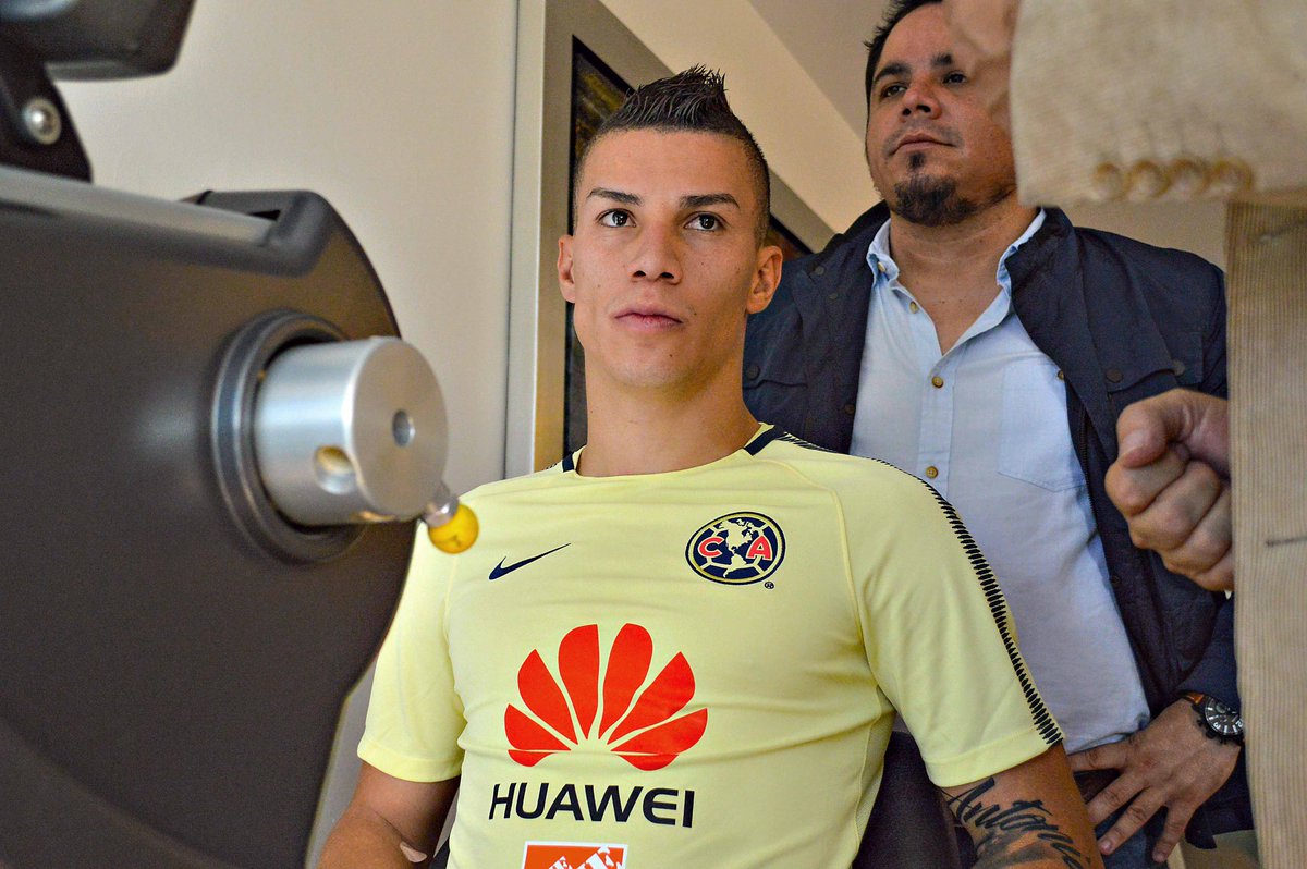 ClubAmerica's tweet photo. 📸 Galería: 🏥 Exámenes médicos de Mateus Uribe 💪🏼💉

#MateusYaEsÁguila 🦅

⏩ https://t.co/1sZYtcAUpR https://t.co/D3a902J4d1
