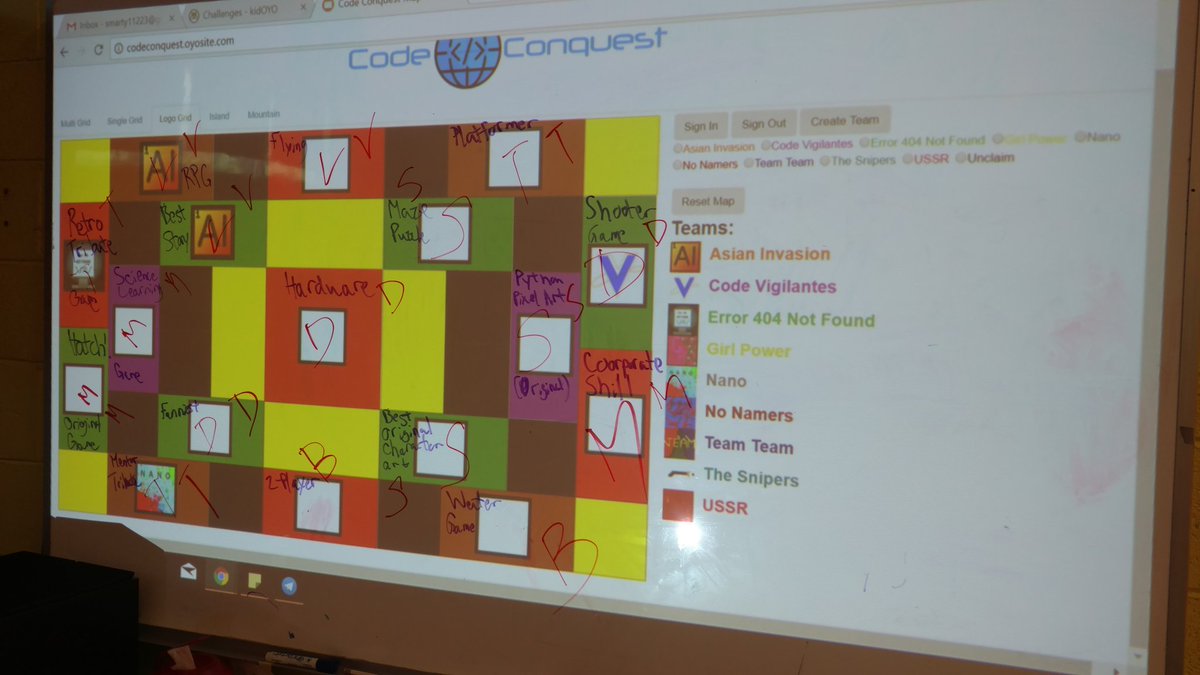 kid_OYO's tweet image. Game on, create projects..conquer the world! #CodeConquest @CodeMakeOwn one room builds,the other judges.. #codeLI build learning @oyoclass
