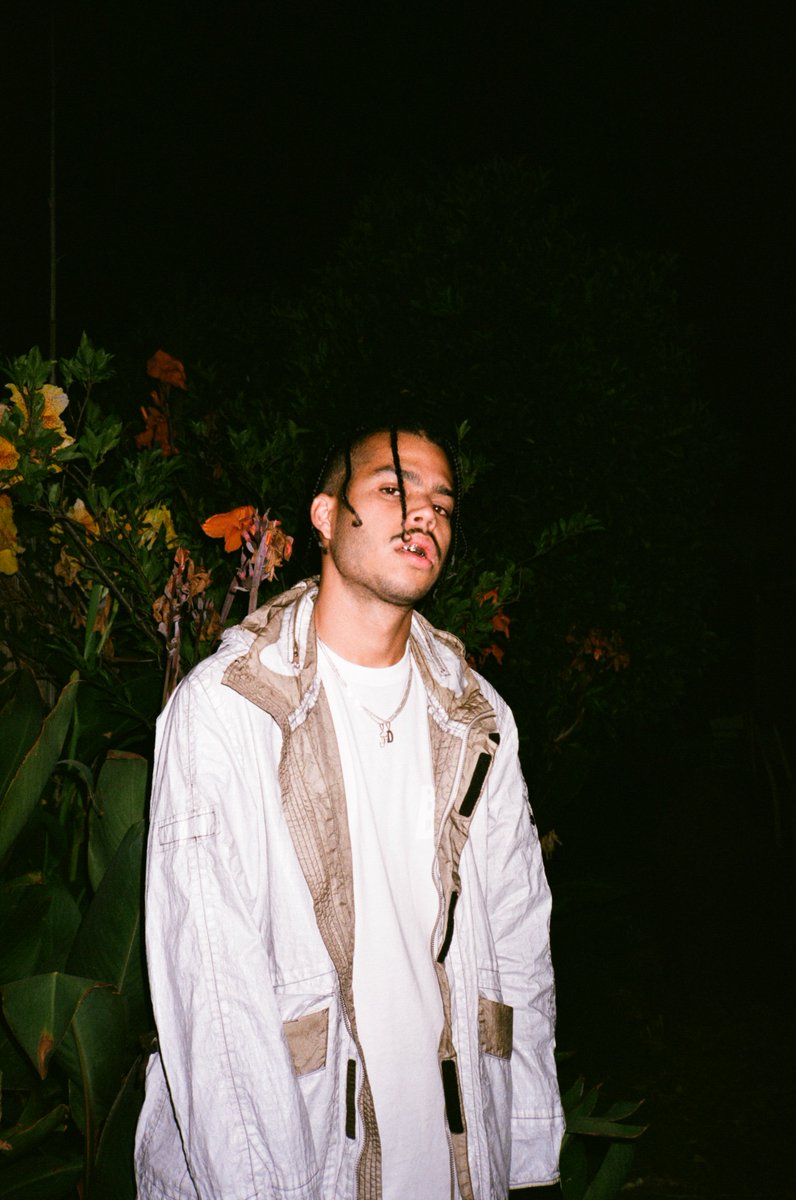 D33J's tweet photo. HELLO 🌏

ANNOUNCING MY FIRST LP 'DEATH VALLEY OASIS' 
COMING OUT SEPT 8

LISTEN TO 'BLACK ICE' VIA @THEFADER 

https://t.co/FhEUBLjyXs https://t.co/U9zLGIZKHH