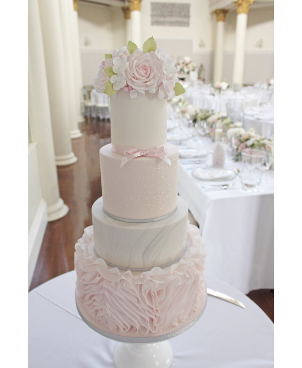 Designer Cake Co tweet media