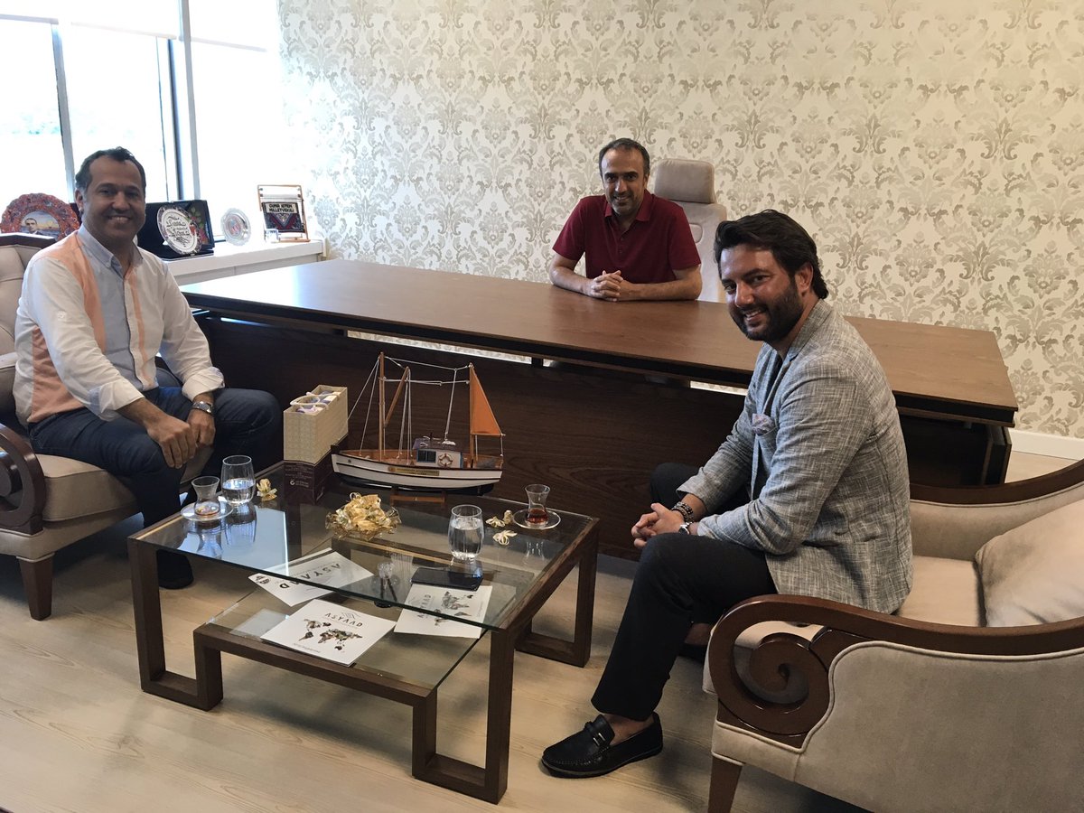 İstanbul Florya'da kurulma aşamasında olan Düşünce Merkezimizin bu günkü misafirlerden biri de Diyarbekir'den <a href="/HAKANAKBAL21/">HAKAN AKBAL</a> di. Teşekkürler