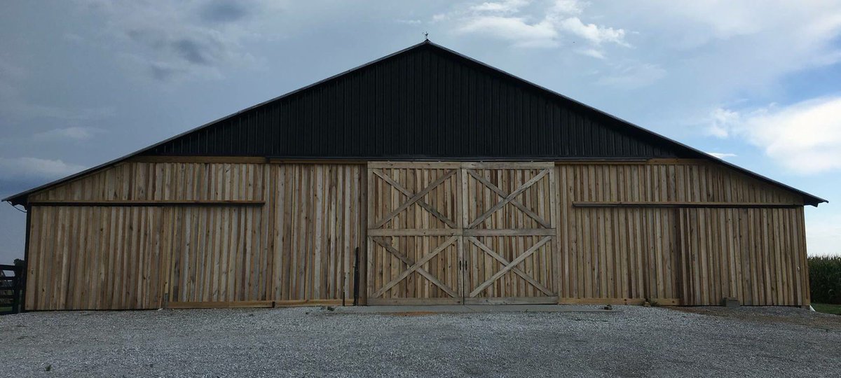 justpiddlinfarm's tweet photo. We are in search of an artist to repaint the logo on our new barn. If you have any recommendations please contact us. See you this fall! https://t.co/tANXnf86yO