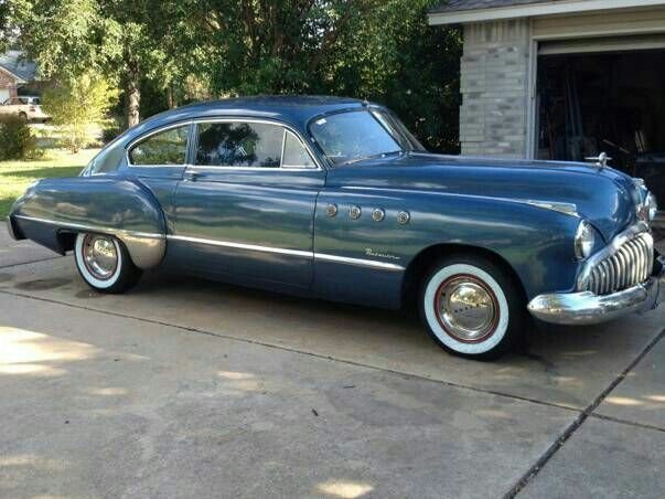 Cardinal_STL's tweet photo. We're taking a trip down memory lane... Anyone remember this 1949 Buick? #vintage #buick #tbt https://t.co/JWJ5CcA41L