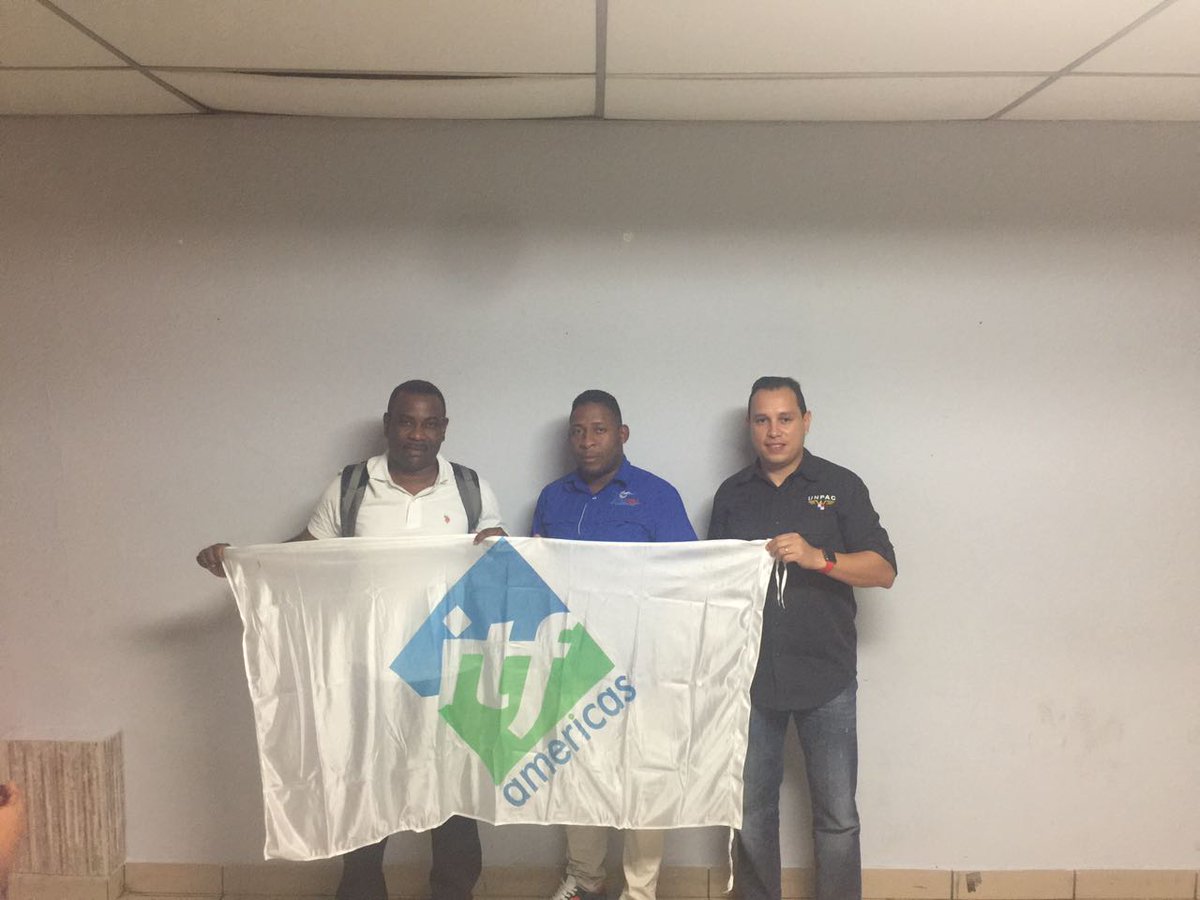 sitecmap's tweet photo. #SITECMAP en seminario sobre Comunicación Sindical #Comunicación #Sindicatos #ITF  #Panama #AviacionPanama #SNTT #SIELAS #UNPAC #SIPANAB https://t.co/arKv1J6LUC
