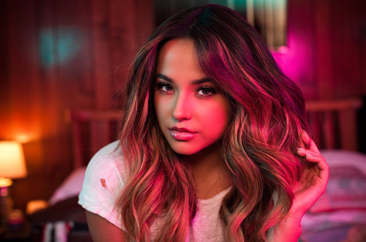 So excited to have <a href="/iambeckyg/">Becky G</a> as Chloe, our leading lady in the upcoming film, @gnomealonefilm 🎉 Oct. 13th 🎬 #GnomeAlone #SmithGlobalMedia