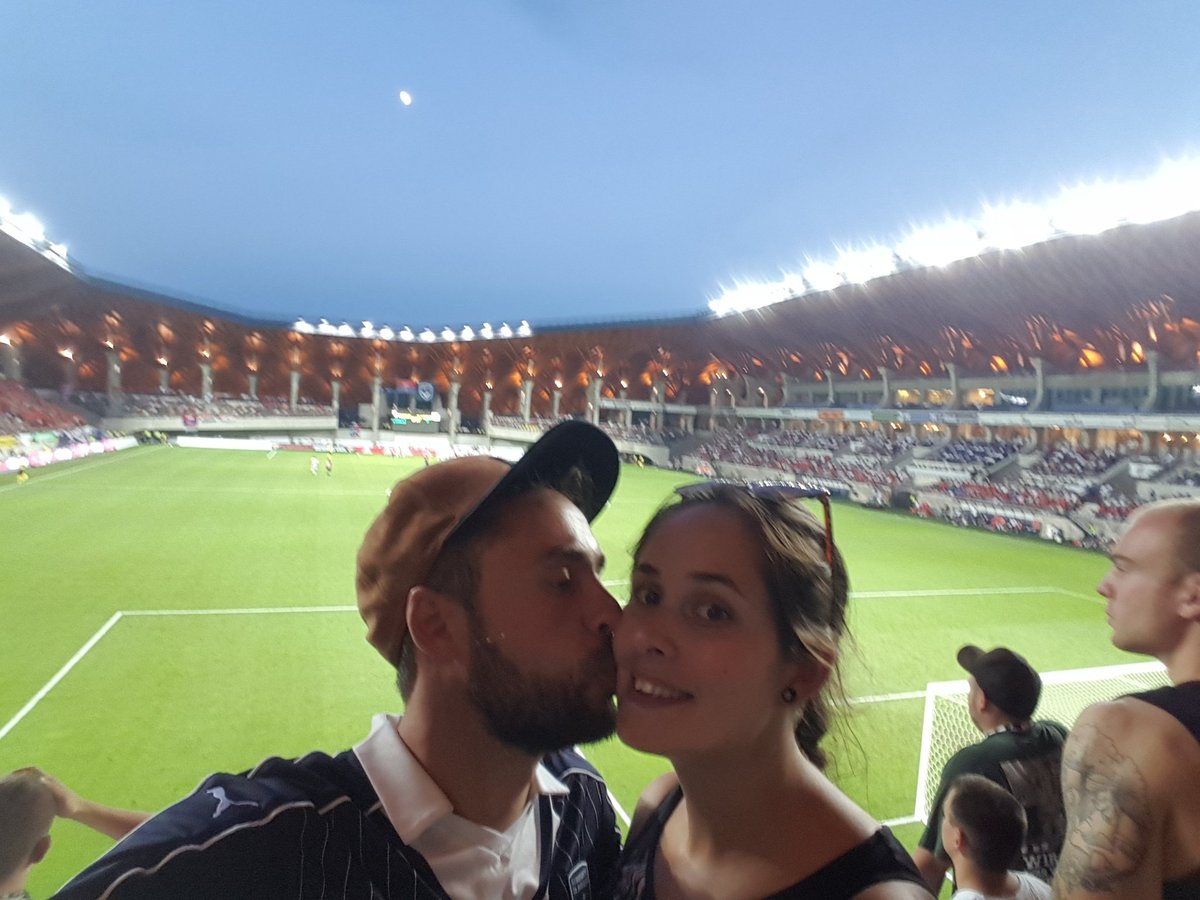ThibaultLh18's tweet photo. Bon on a perdu mais c'est toujours cool #Interrail et on a vu #Felcsut et les @girondins ! #VIDFCGB #Girondins https://t.co/pOD2yudwcq