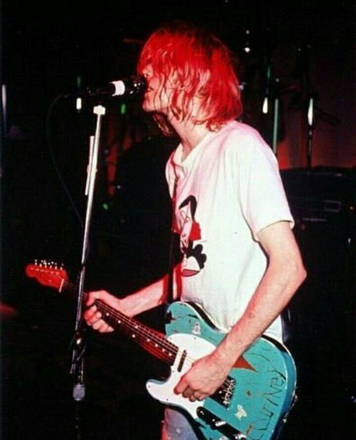Kurt Cobain Pics. 