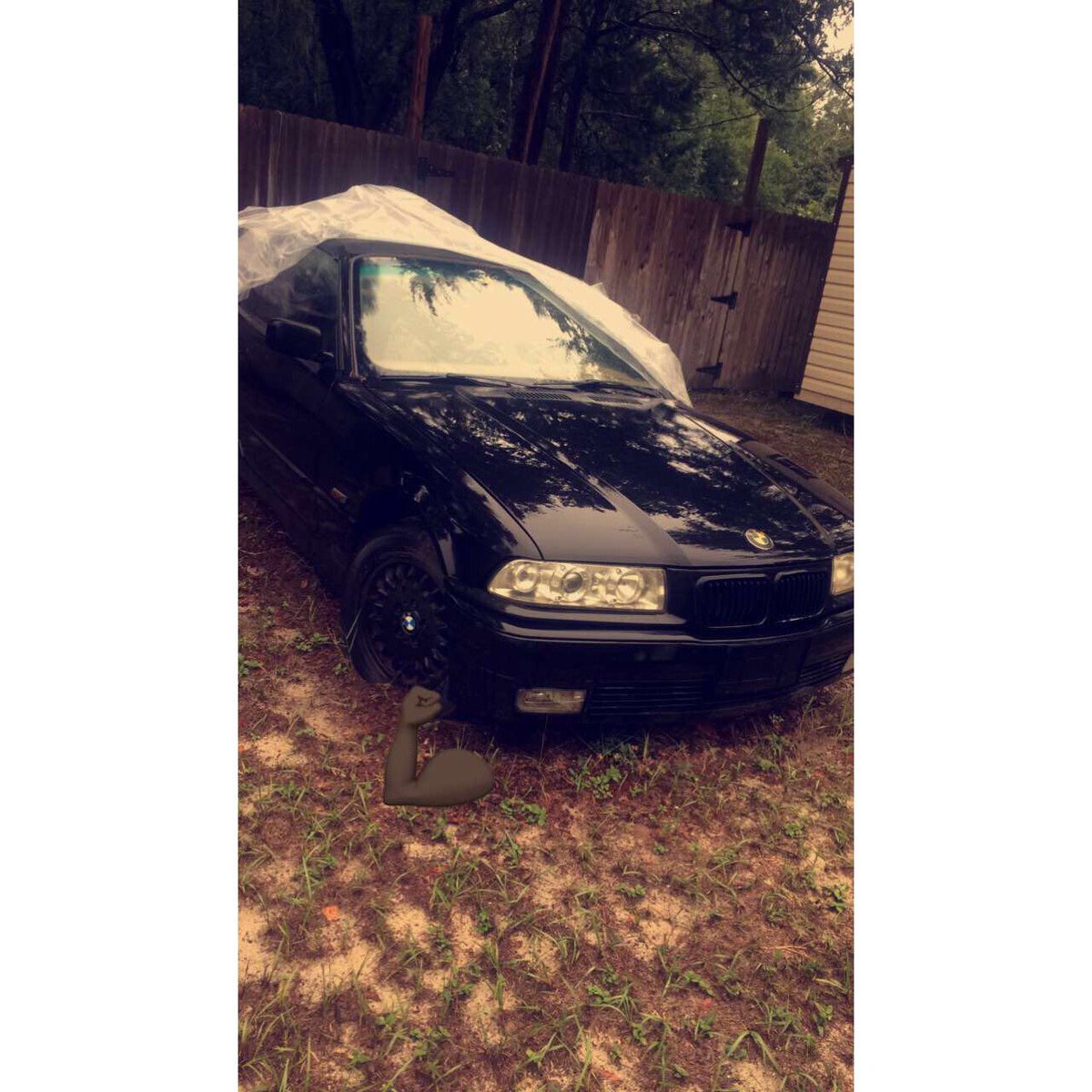 DaOnlyBossToolz's tweet photo. My baby cleannn 😎 no notes, this shit out the mud 💸 https://t.co/7dKg7eSwM8