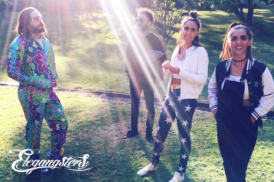 Un descanso después de un día de grabación <a href="/elegangsters/">Elegangsters</a> #LaSerie <a href="/mrpimp_dog/">Mr. Pimp</a> <a href="/marianalogue/">Mariana Logue🇲🇽</a> <a href="/karlagonca/">Karla González 💎</a> <a href="/TommyRuizMusic/">Tommy Ruiz</a> <a href="/HeadhuntersCorp/">HeadHunters Corp Mex</a>