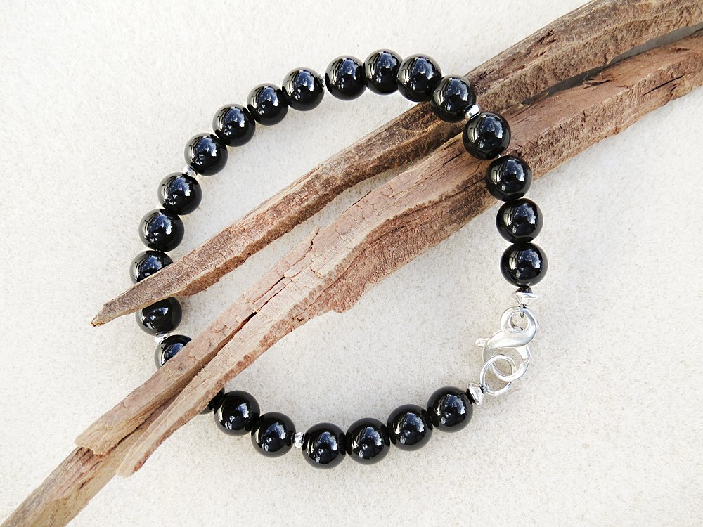 CreativeGypsy's tweet photo. Handsomely classic ... men's black onyx bracelet #CreativeGypsy #handmade on #Etsy ... https://t.co/6hmdrYr7Ia https://t.co/3j30ibSpc8