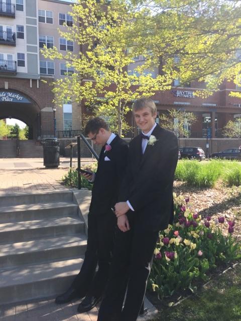 TheLNDMs's tweet photo. Our hearts go out to our own trumpet Joey Dokken. He was our light and will never be burnt out. https://t.co/PAFDFVurze