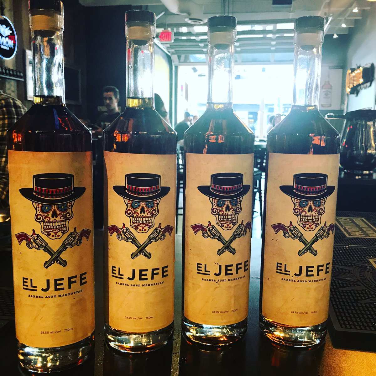 Get your long weekend started with El Jefe! Barrel aged tequila manhattan perfected by our pals at @AnejoYYC & @parkdistillery 🥃 #eljefe