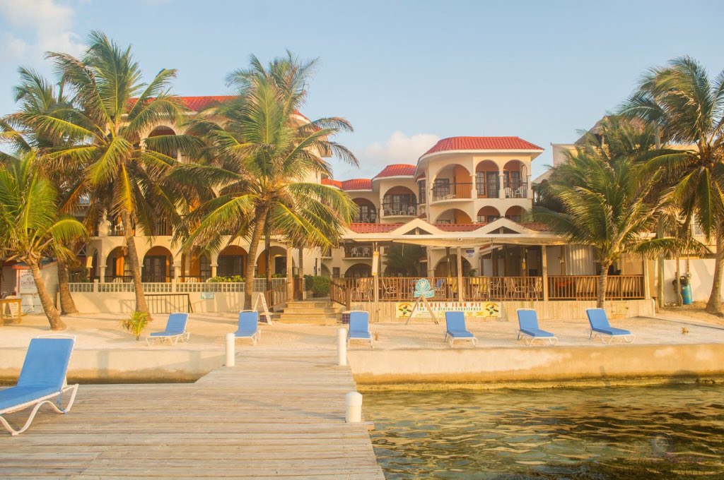 CostaMayaFest's tweet photo. The Sun Breeze Suites is a proud sponsor of the Costa Maya Festival! #costamayafestival #belize https://t.co/HY0N9zpYnA