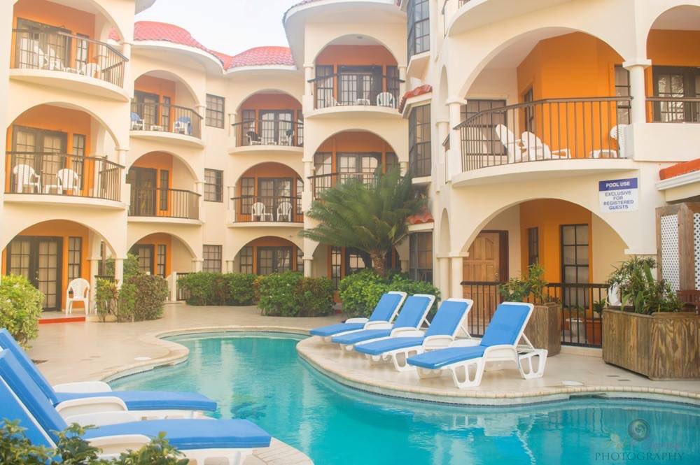 CostaMayaFest's tweet photo. The Sun Breeze Suites is a proud sponsor of the Costa Maya Festival! #costamayafestival #belize https://t.co/HY0N9zpYnA