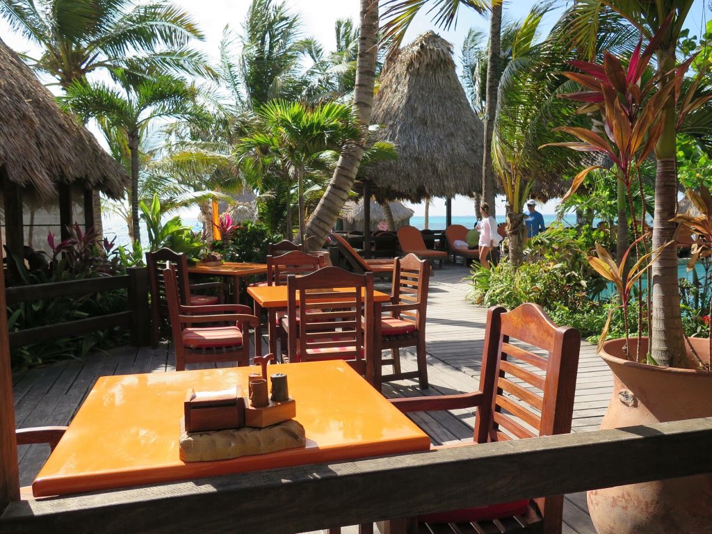 CostaMayaFest's tweet photo. Pineapples On The Beach is a proud sponsor of the Costa Maya Festival! #costamayafestival #belize https://t.co/YJeY0mEHfS