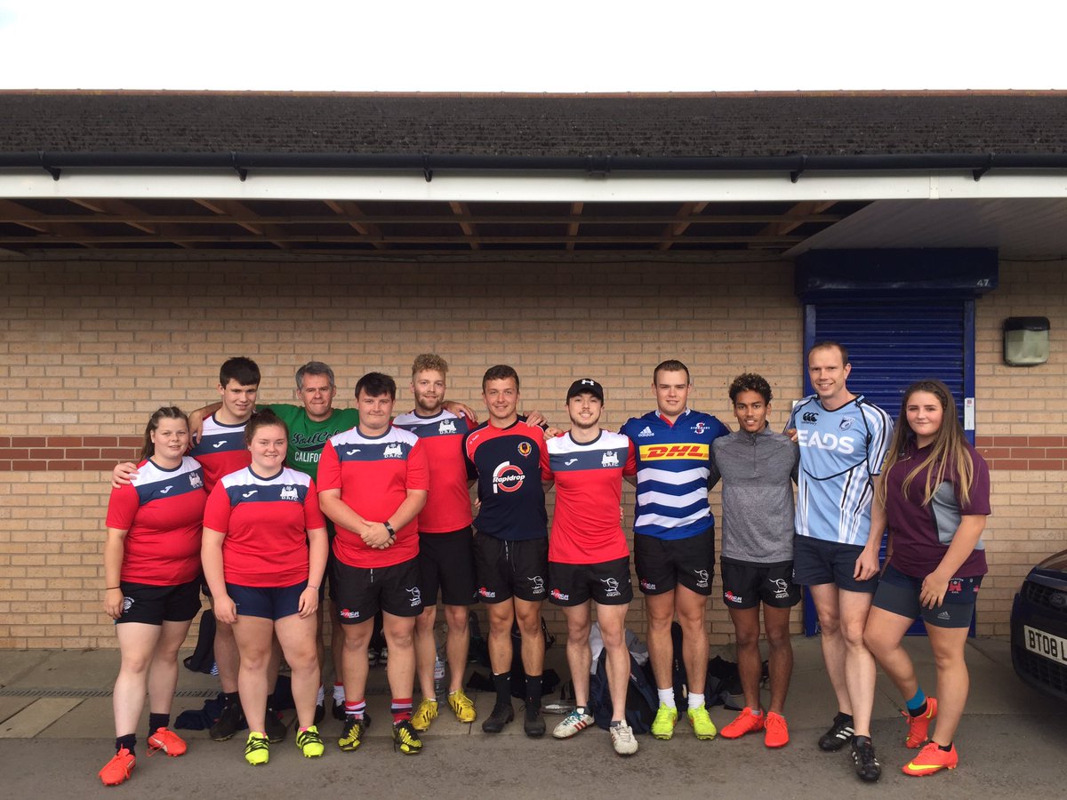 TeamOSullivan5's tweet photo. Great turn out for @DoncasterTouch Teams tonight at @BarnsleyRUFC for #barnsleytouch tournament #O2Touch #doncasterisgreat #Southyorksbiz https://t.co/eb3uDCw8sI
