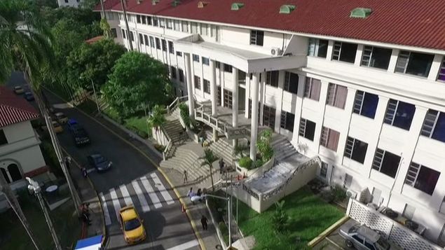 Declaran inconstitucional requisitos para denunciar a Presidente, diputados y magistrados buff.ly/2u8rI5q #Panamá