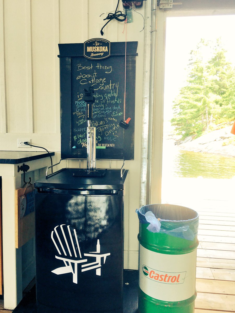 AdventuRor17's tweet photo. Chalk off another successful delivery day for @MuskokaBrewery #DocksideDraught! Keeping those units well stocked before the long weekend!👍🍻 https://t.co/dq8blyVnEg
