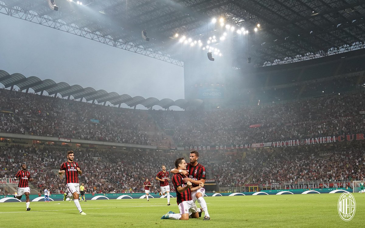 HT #acmilan 1 : 0 #craiova 

goal bonaventura (9)
komentar kalian?
 #MilanCraiova #EuropaLeague #ForzaMilan