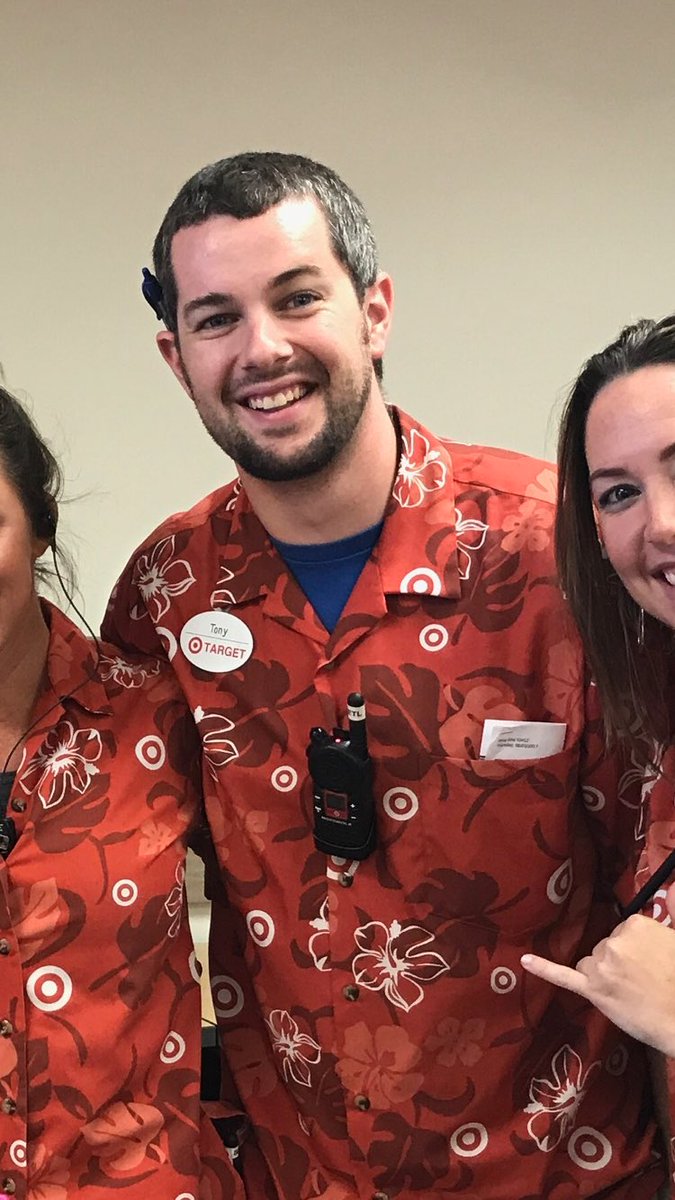 Welcome to our newest ETL in kona hawaii.    #summeroffun @meganadams4tgt <a href="/JustinkalebMe/">justin carter</a>