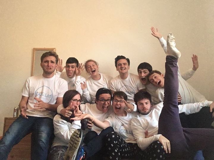 STAG_Online's tweet photo. And the angels have landed! Opening night is tomorrow so be sure to look out for us on the mile! #FringeAngels #edfringe70 #GodLTD https://t.co/664k8SikVO