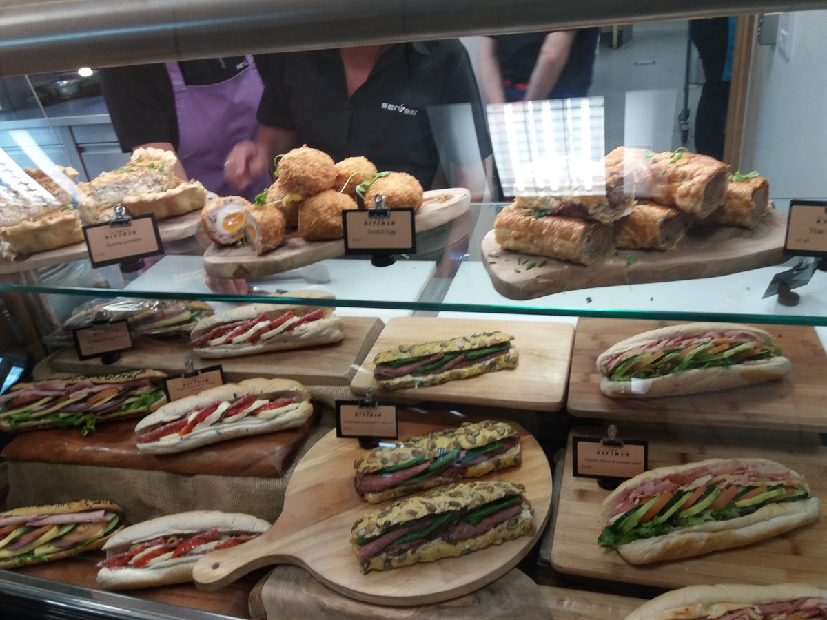 JonWhittle1fwyS's tweet photo. Small, medium or large sites, great food and Service, Denham, Worcester and WCC, @debbie_noakes @johnphamill @ServestFoodCo https://t.co/96ABkTCEut