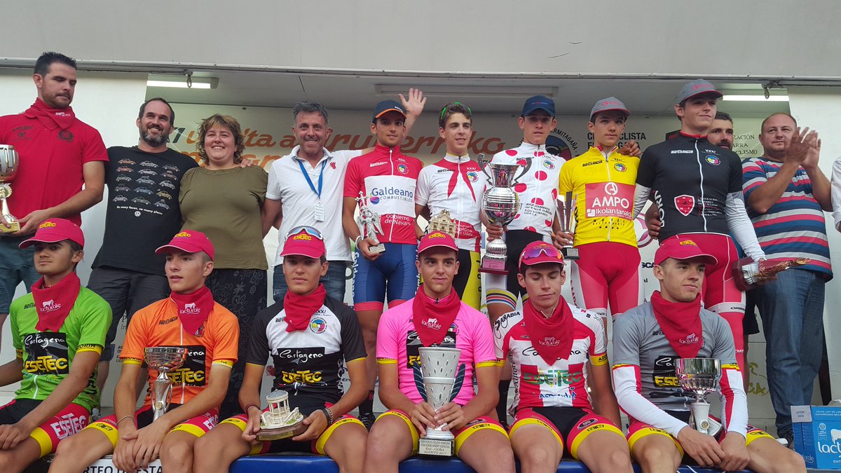 Podio #VueltaPamplona @JamesMitri  @oscarsanchz_ <a href="/Raulgranados99/">Raul✖️</a>  @CT_Esetec_Jun <a href="/Miguel01731075/">Mujika!</a>  @xabiermikelazpa ,Josu, Berasategi,Ibañez