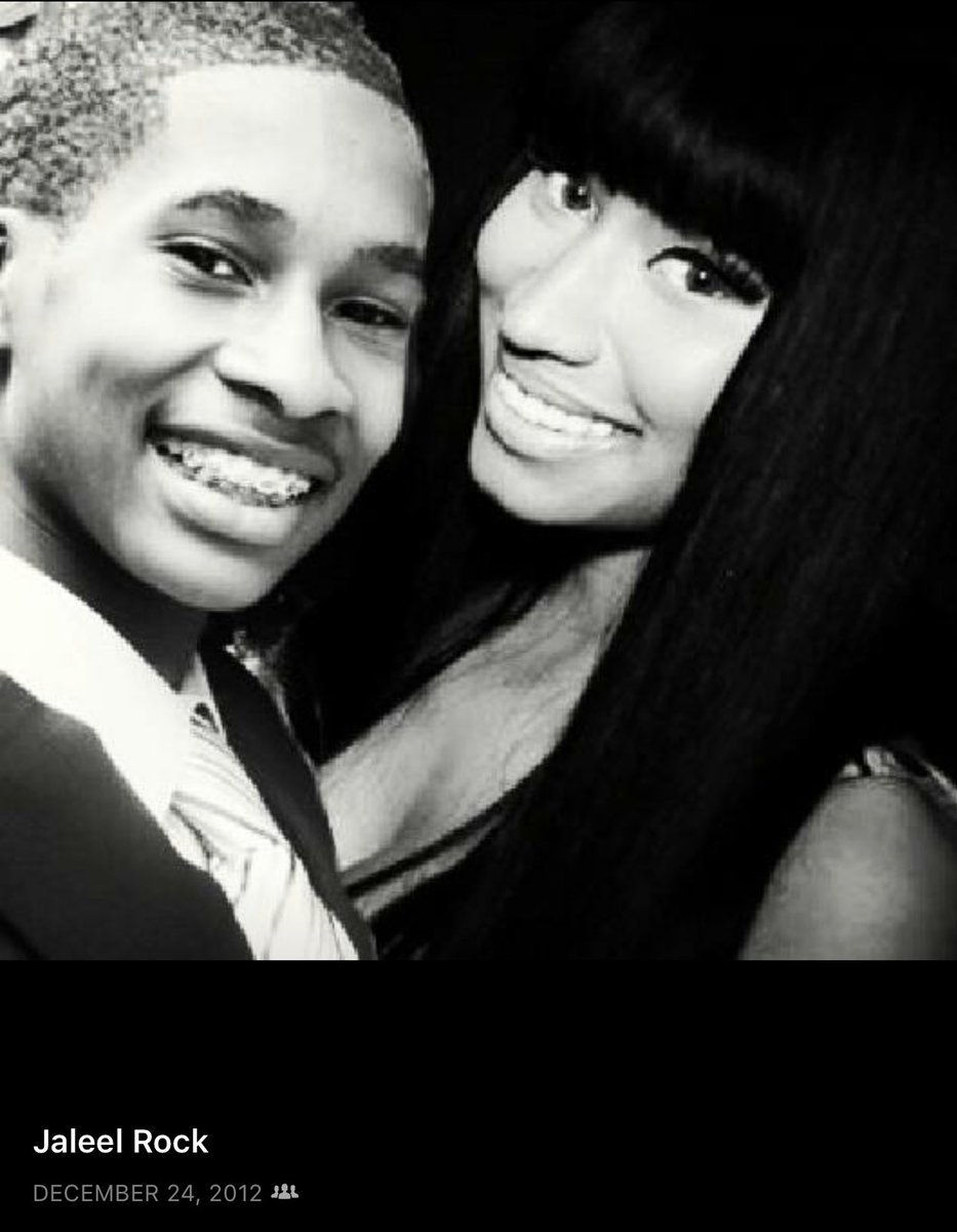 itzromanrock's tweet photo. I Remember When I Use Fantasize About Meeting @NICKIMINAJ I Never Would Have Thought That 5 Years Later It Would Really Happy God Is Real😫🙏🏽 https://t.co/xqclzxPyBC