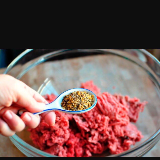 SandMeat19's tweet photo. @Coach_Jacobson_  Ready for the season?  #FridayNightBeef https://t.co/V27kHehK1U