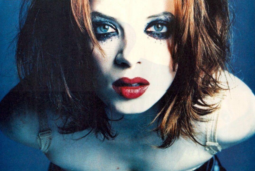 Happy Birthday Shirley Manson of Born today 1966. 
