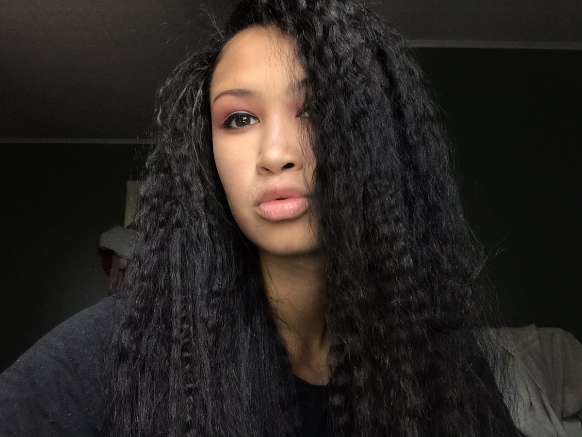 Kiana Robinson tweet media