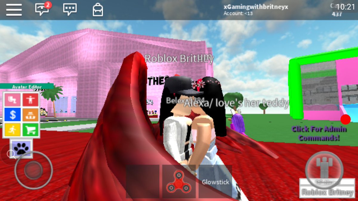 Roblox Britney On Twitter Did She Just Stopkissingme Ew Yourlesbain Stop Roblox - ew roblox