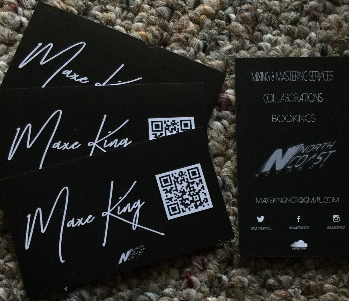 Maxeking_'s tweet photo. New marketing cards to help grow our medias! Let's go. https://t.co/aaVp3xET5G