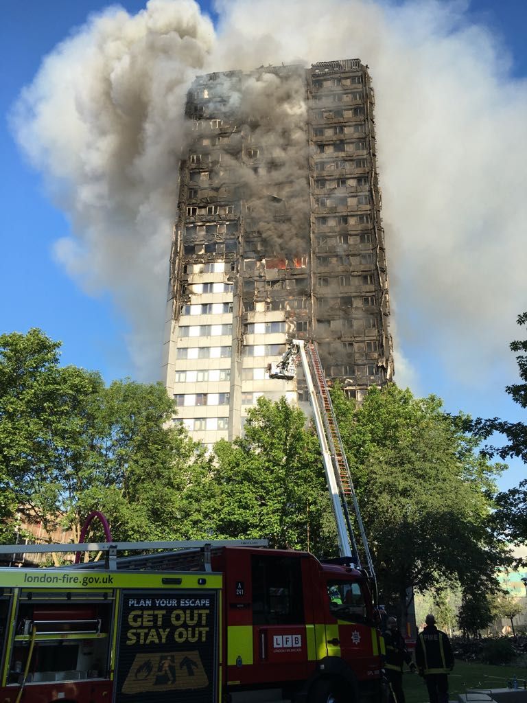 sfe2016dublin's tweet image. Today's #BuildingContents + Poor/Unreliable #ConstructionWork &amp;gt; 'STAY PUT' POLICIES In Medium+HighRise #ResidentialBuildings ARE CRIMINAL !!