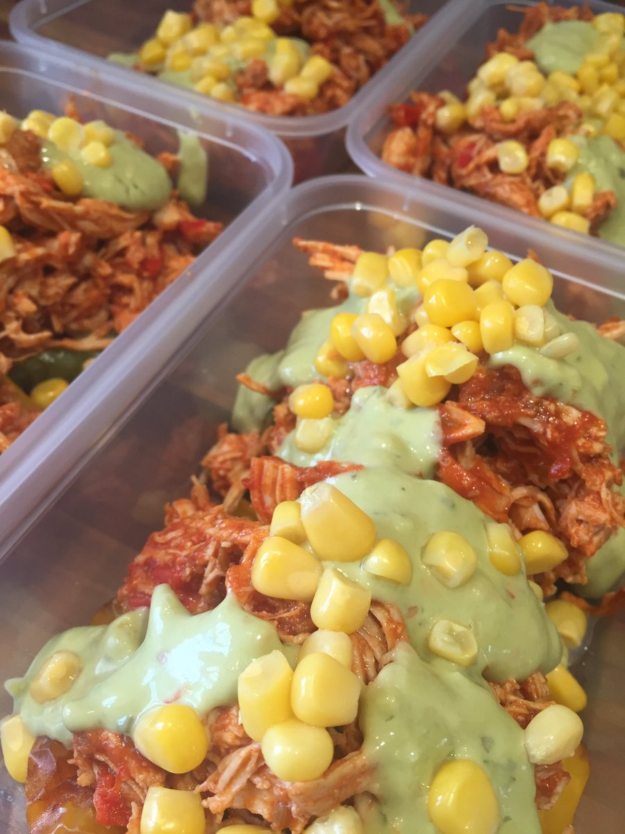 KitchenPembs's tweet image. Colourful food = happy tummy! #mealprep #eatclean #pembrokeshire #wales