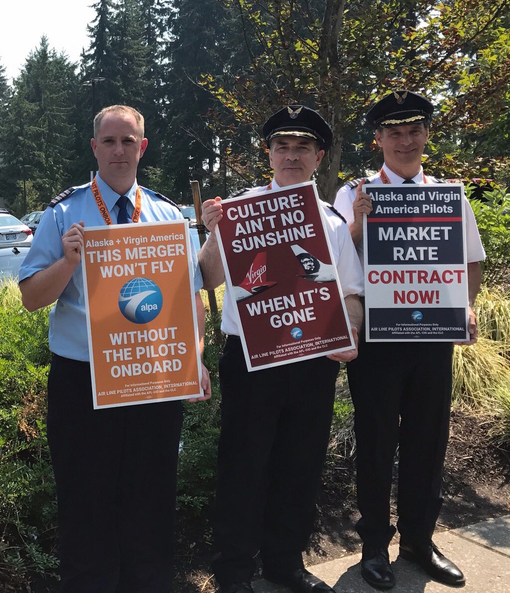JetBlueALPA's tweet photo. @JetBlueALPA supports our brothers & sisters of @AlaskaMECALPA & @vxalpa in their fight for the contract they've earned #ThisMergerWontFly https://t.co/MLVBPYFErA