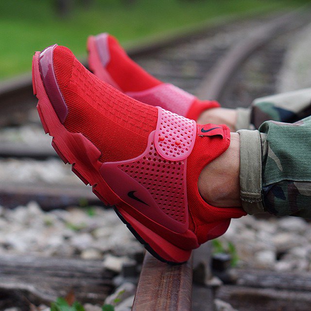 triple red sock dart