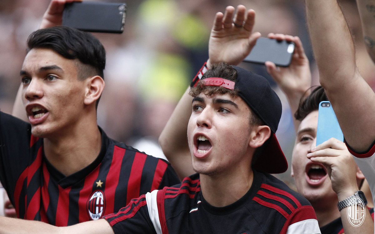 65.763 volte grazie / 65,763 times thank you! ❤️⚫️
#weareateam #weareacmilan