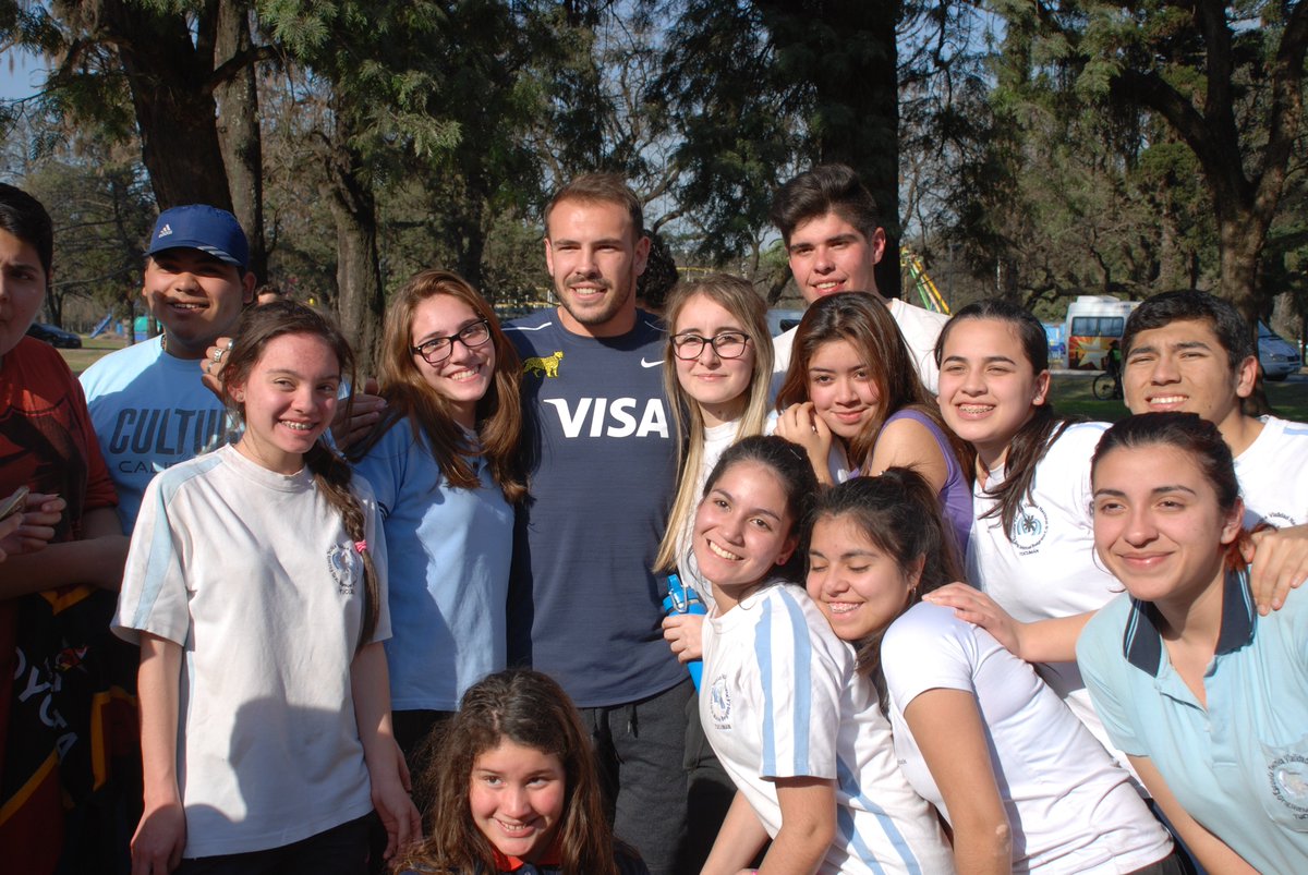 unionargentina's tweet photo. Esto fue el "Probá Rugby" que se hizo en Tucumán con los jugadores de Argentina XV.
#JugamosTodos 
https://t.co/FYsmZ9ezfj https://t.co/rTJs5LZ1Qy