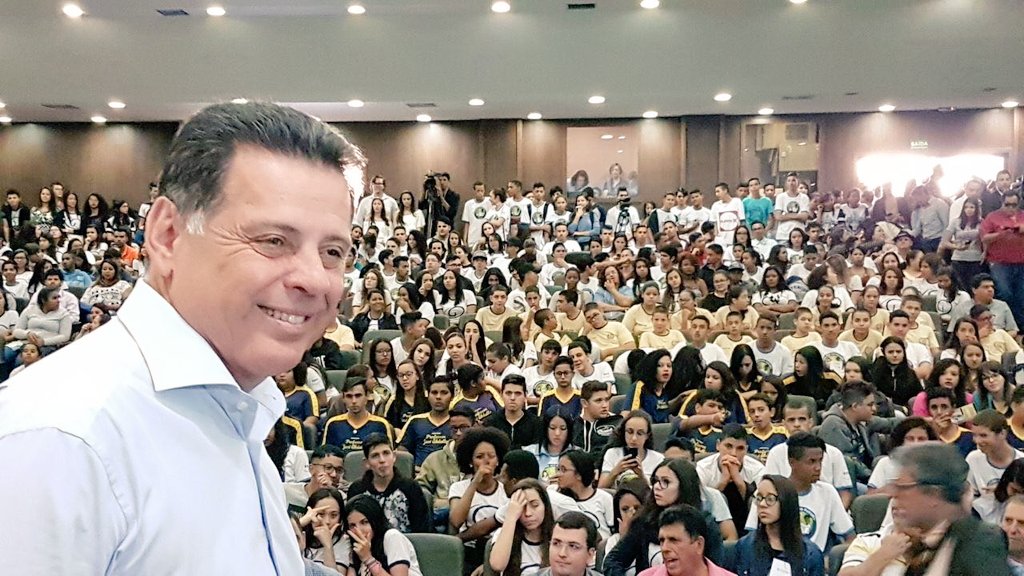 JuventudeGoias's tweet photo. Cerca de 1000 estudantes participaram hoje (03) do lançamento do Programa Passe Livre Estudantil no município de Anápolis.
@LeonardoFelipe_ https://t.co/jKZRxYem2B