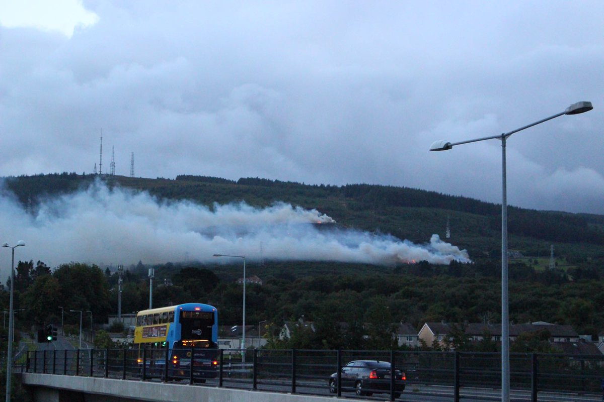 DubFireBrigade's tweet photo. The rain has moved in and firefighting at the gorse fire has finished. If you havenโt brought the washing in by now, itโs probably wet https://t.co/MlicBWWz9F