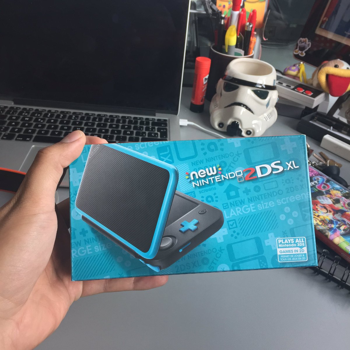 fchinchot's tweet photo. #MiniUnboxing, me sorprendió lo bonito que está el 2DSXL. 😃 https://t.co/BH4DznCohD
