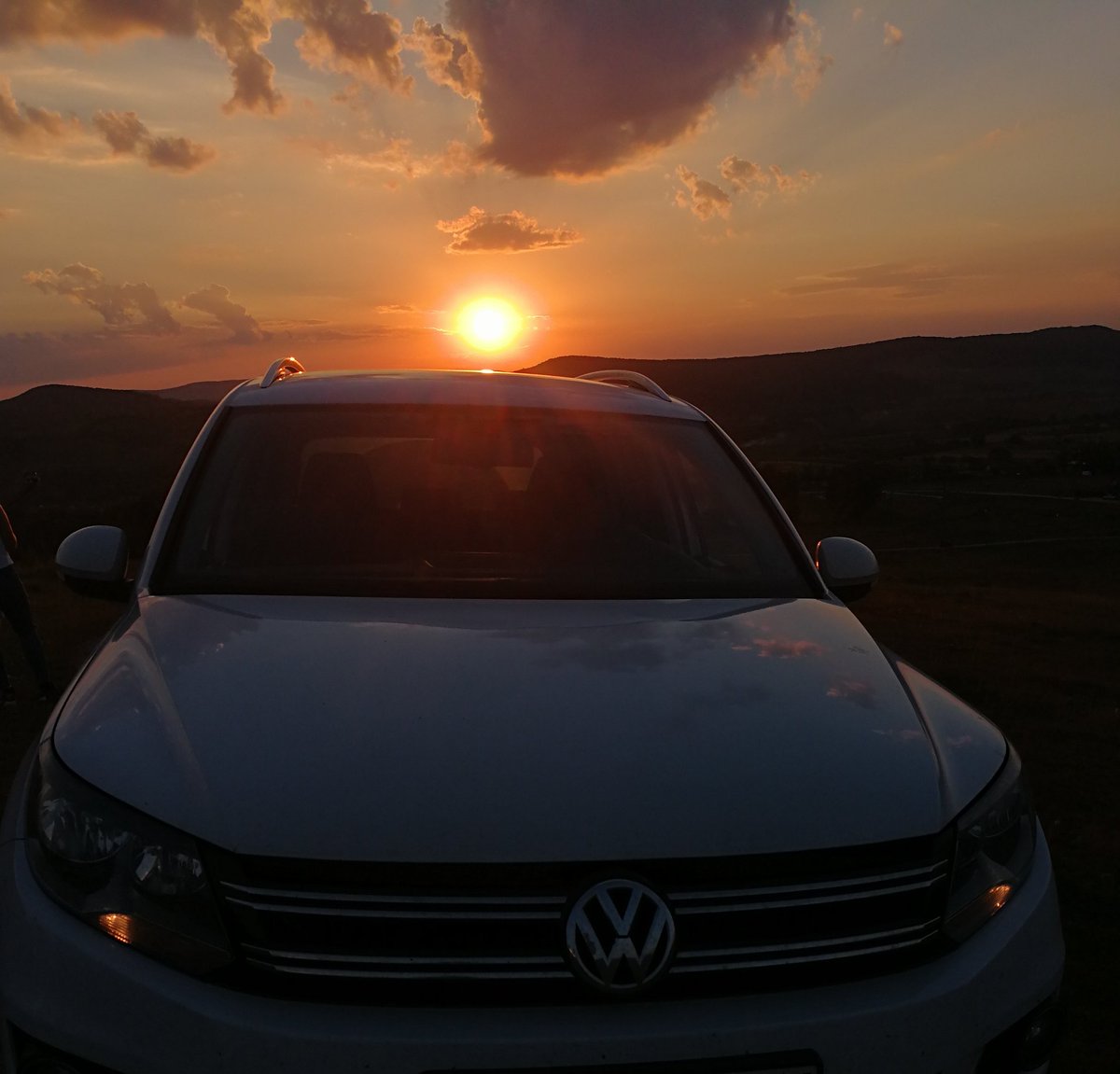 MihaiAlex00's tweet photo. #vw #sunset https://t.co/6MlmDPZaGE
