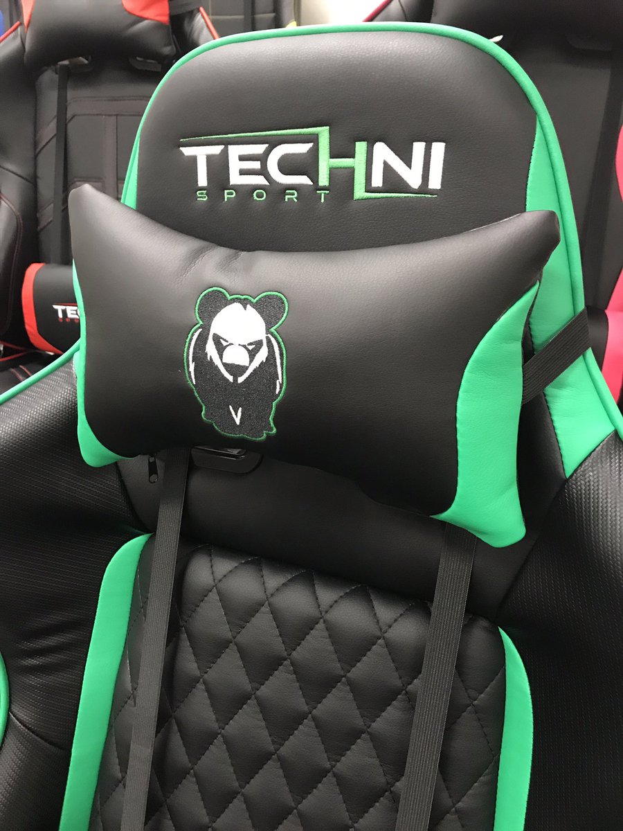 TechniSport's tweet photo. #PndaFam look what we made for you guys! Go spam @PndaGaming if you want to pre-order yours! #LimitedEdition #CustomGamingChair https://t.co/EPuxRjT6vE