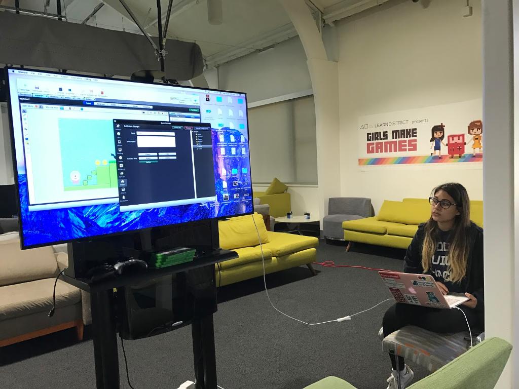 googledevs's tweet image. We had an amazing time hosting @GirlsMakeGames to inspire the next gen of designers &amp;amp; engineers!

Read more: goo.gl/BG4oGx